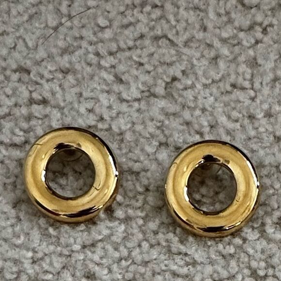 Vintage Monet Gold Tone Chunky Hoop Earrings - Picture 2 of 4